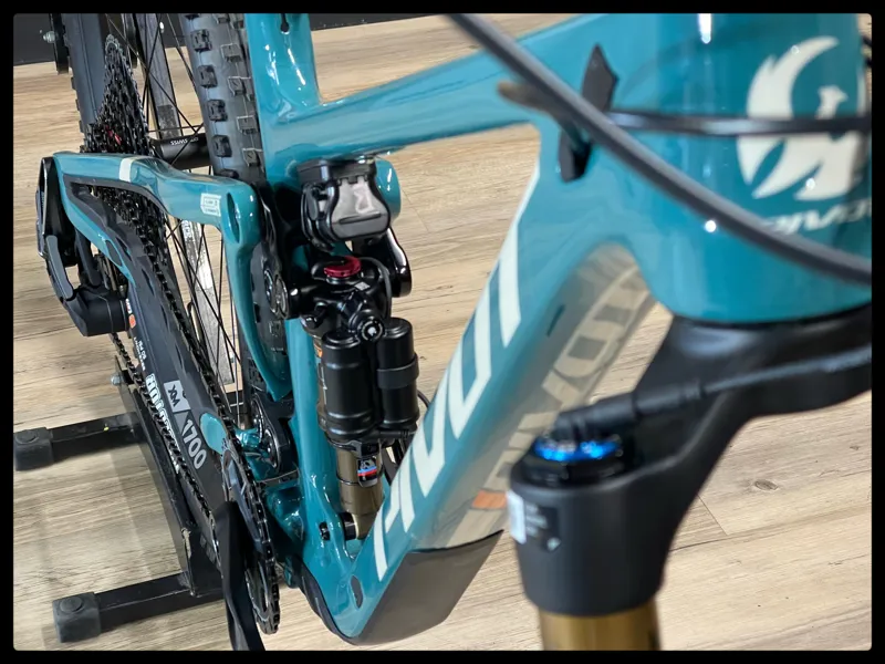 Pivot Trail 429 Size Small /Pro XO Transmission-3